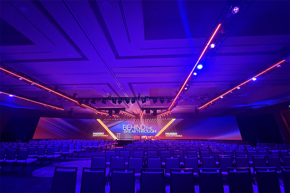 Mass+BIO+PURPLE+RED+EVENT+LIGHTING