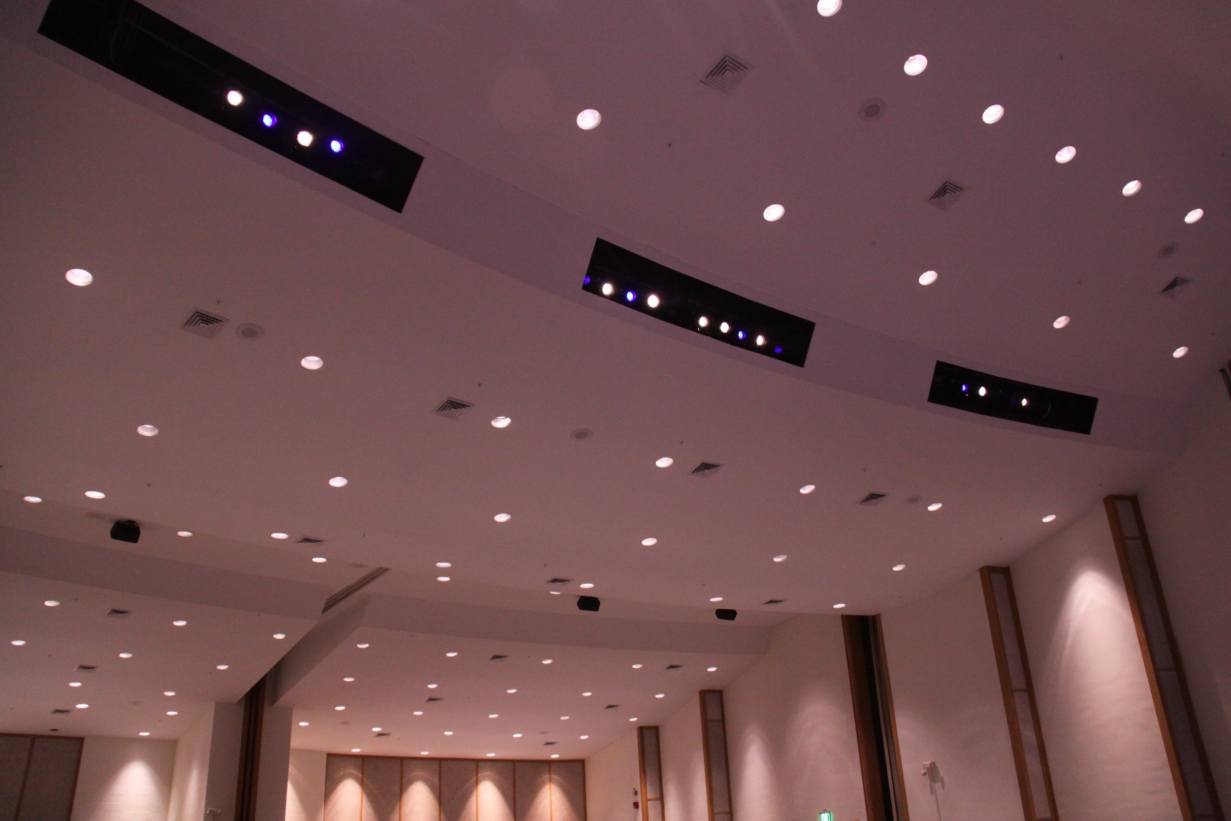 Boston+Port+Lighting+Hidden+Theatrical+Lighting+System-1