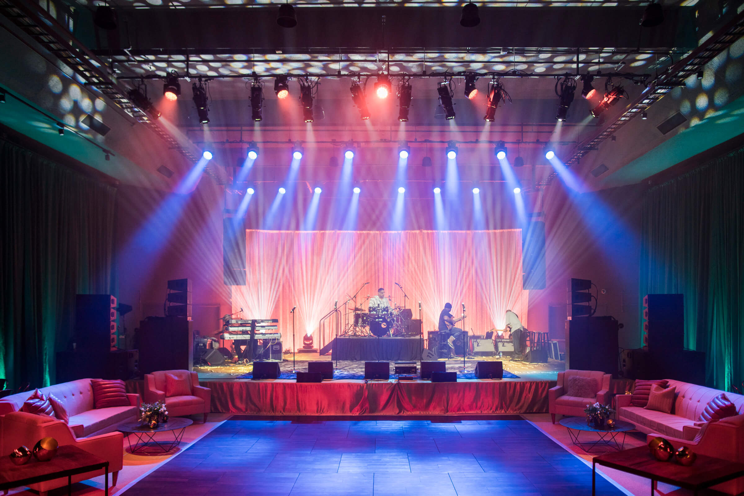 Rafanelli+Events+Stage+Lighting+Port+Lighting+Systems-1