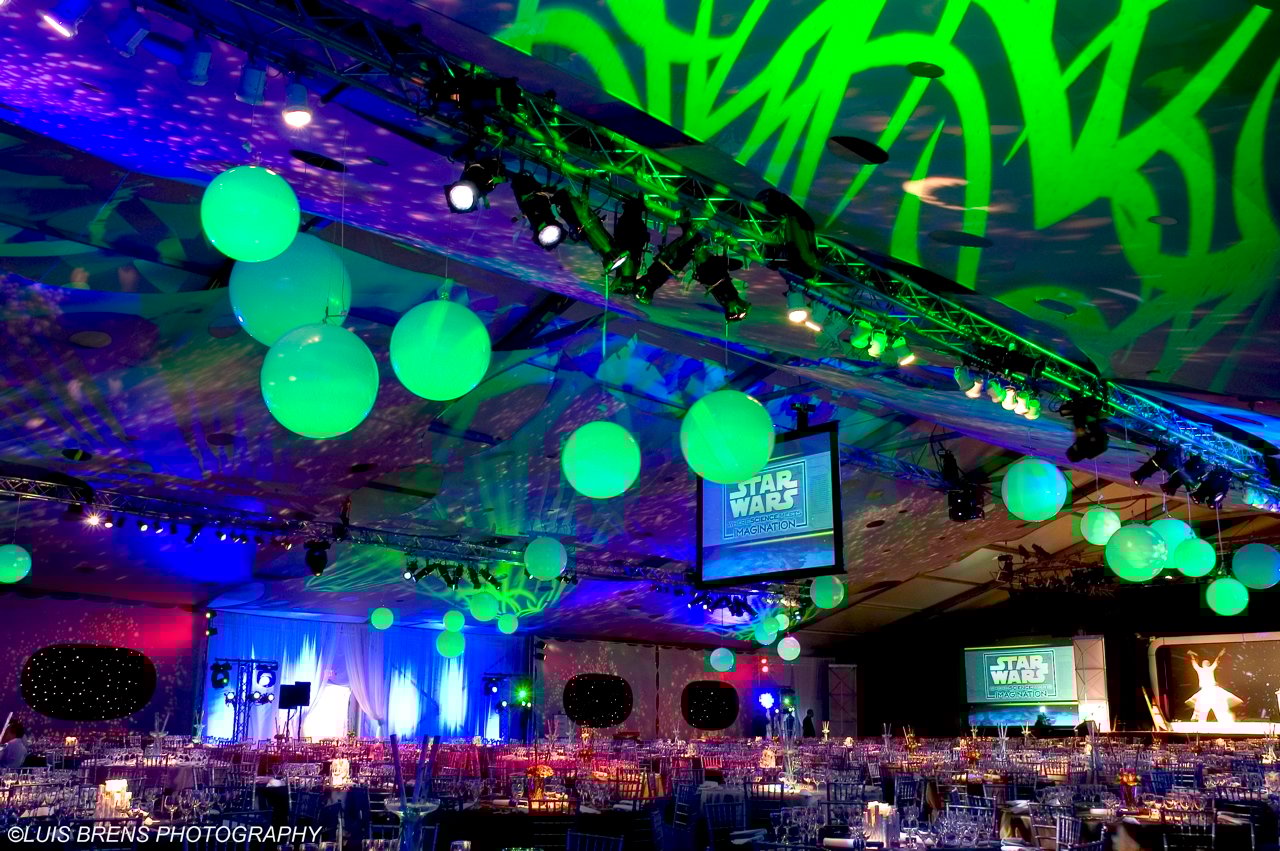 Star+Wars+Lighting+Event