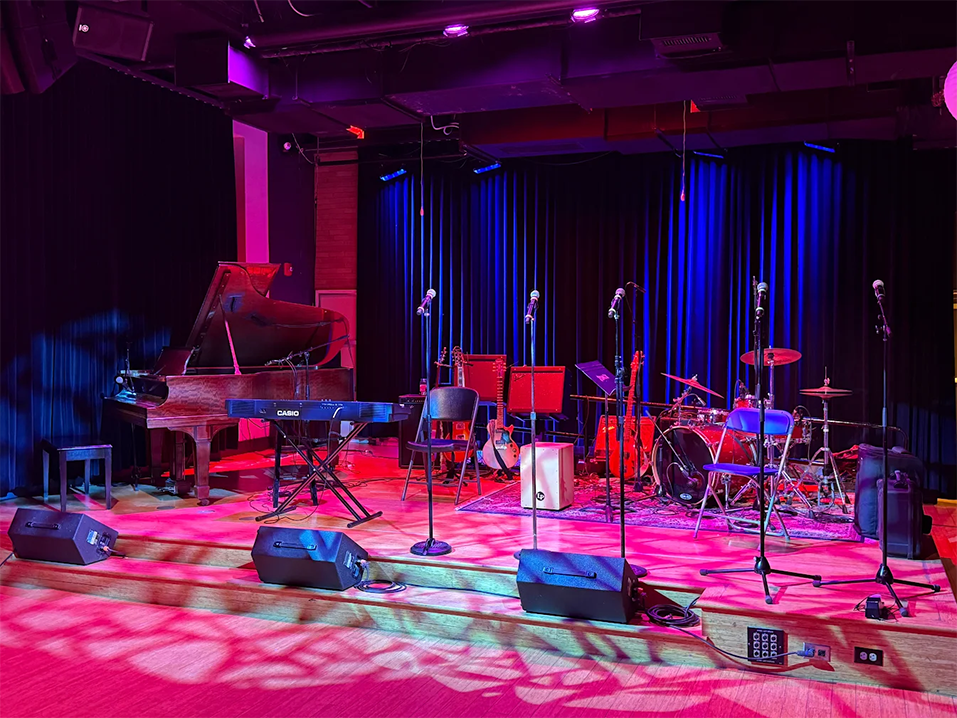 Zumix+Theatrical+Lighting+PinkStage