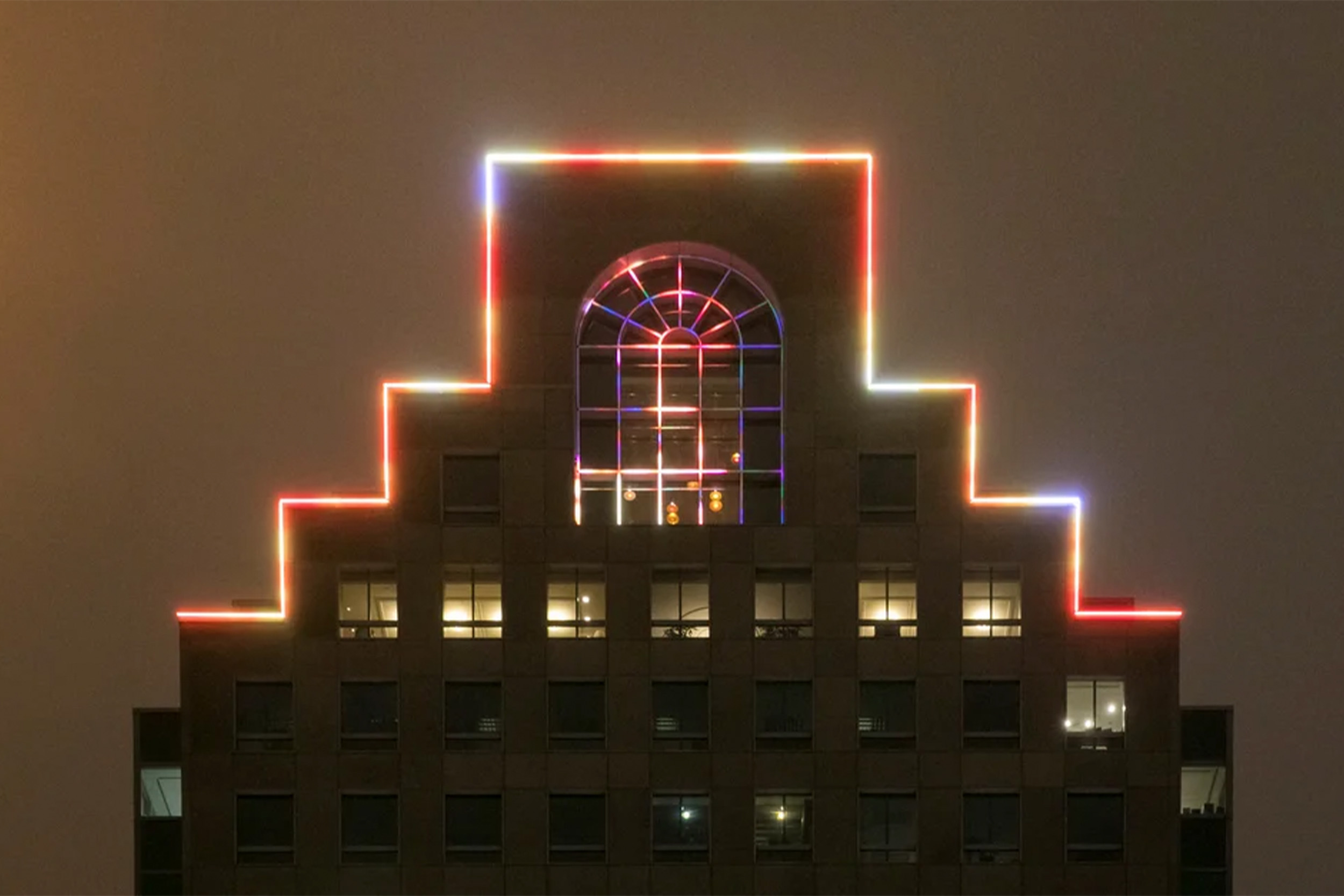 architectural-lighting-boston-building