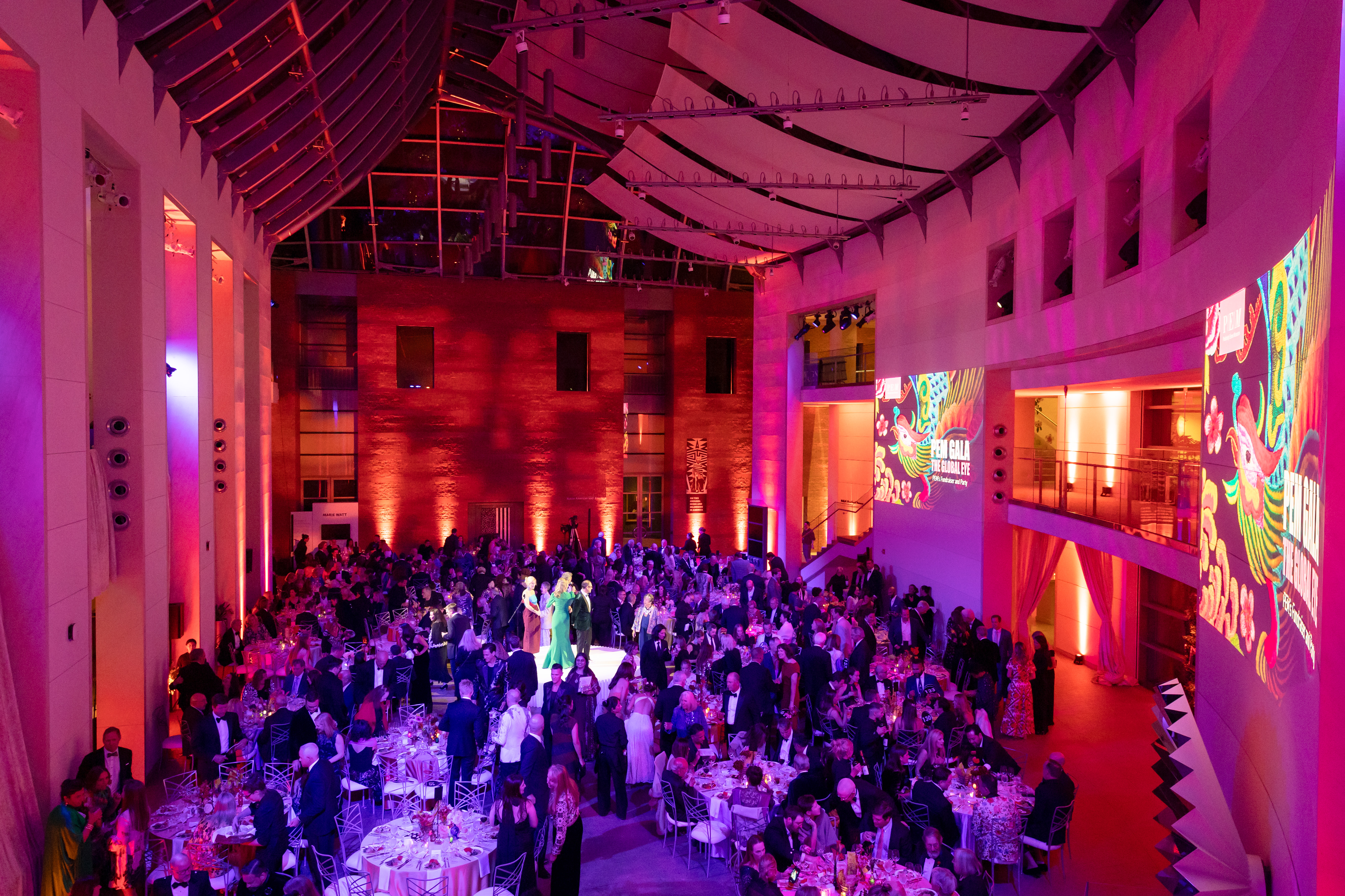 Why Pre-Programming Your Lighting Rig is a Game-Changer